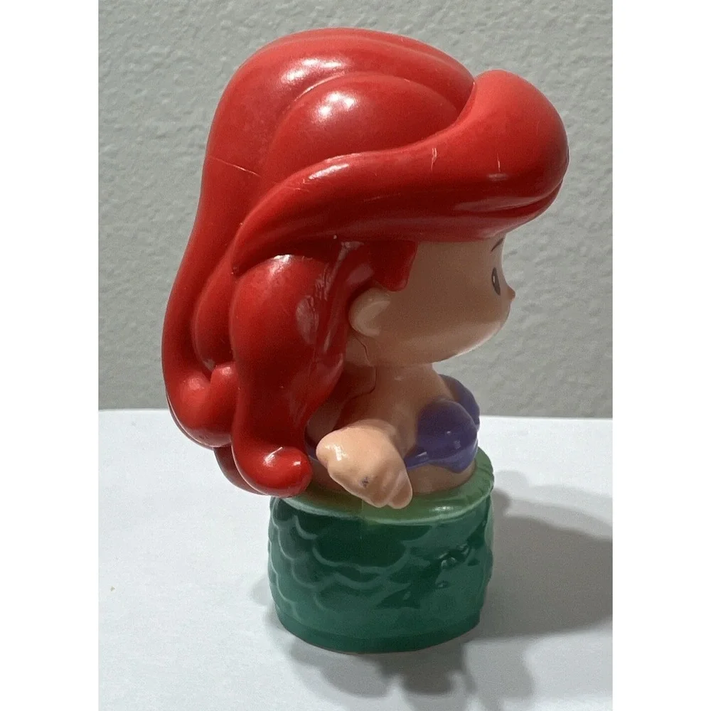 Fisher Price Little People Disney PRINCESS ARIEL Little Mermaid CASTLE Red 2017